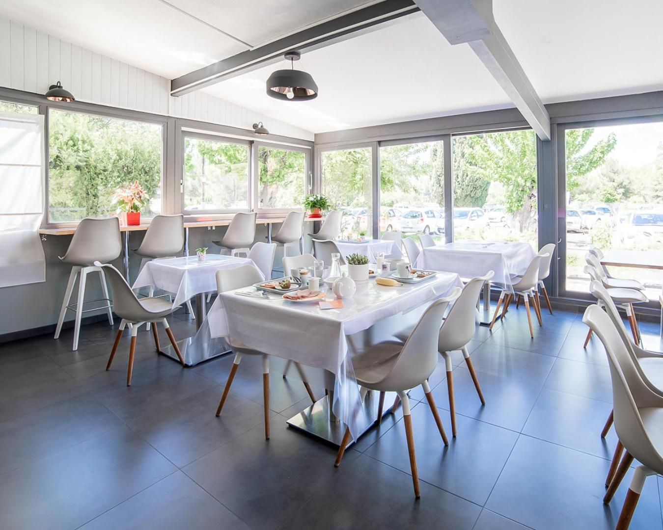 Hôtel Lapeyronie Montpellier Zewnętrze zdjęcie